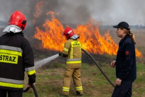 Aktualności z Biebrzańskiego Parku – pożar, straż, prognozy, ewakuacja